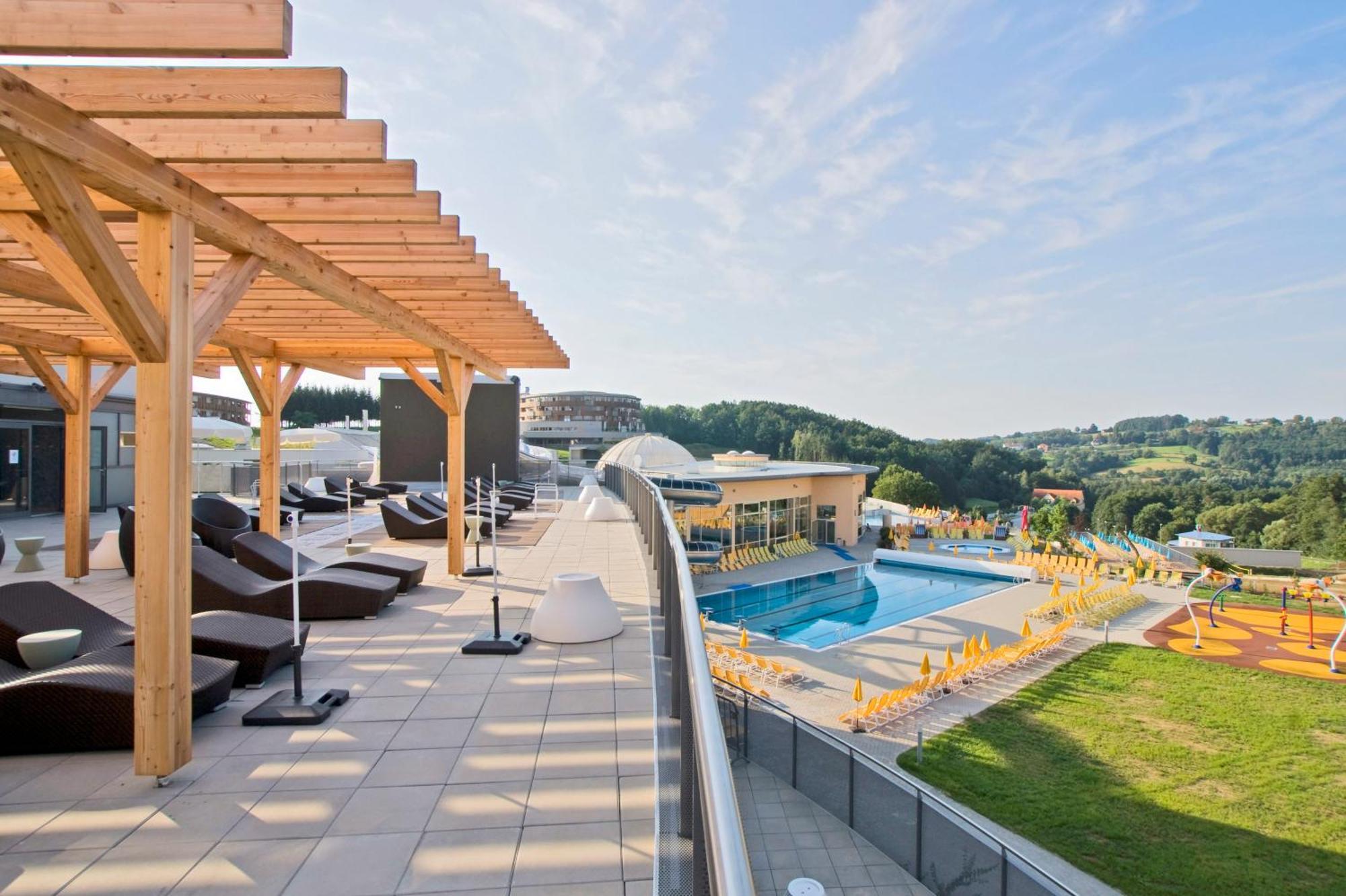 Thermenhotel Puchasplus Stegersbach Exterior photo