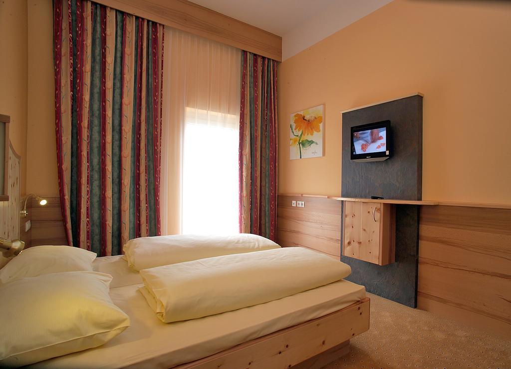 Thermenhotel Puchasplus Stegersbach Exterior photo