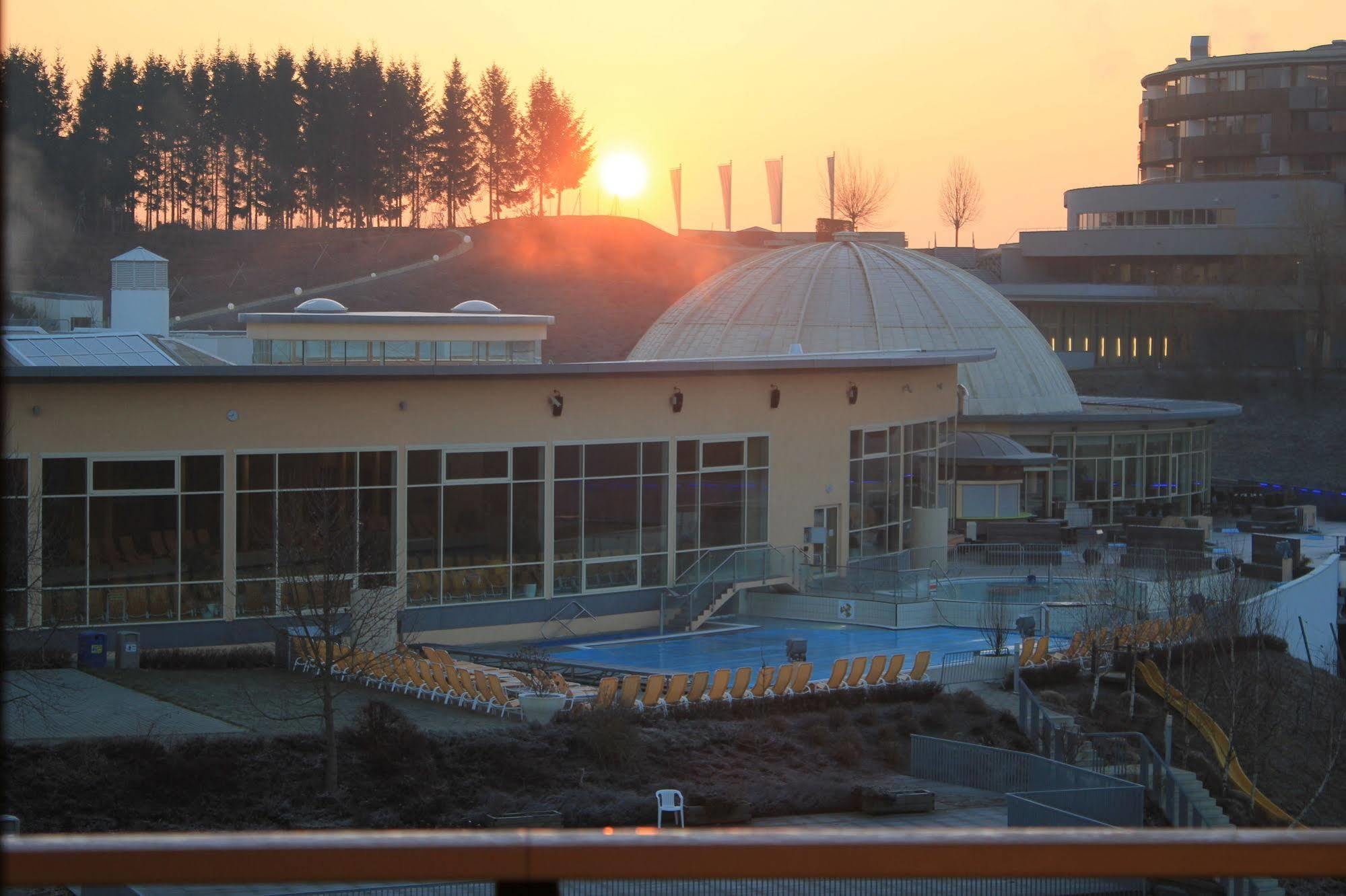 Thermenhotel Puchasplus Stegersbach Exterior photo